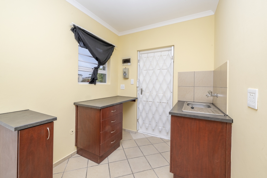 2 Bedroom Property for Sale in Sunset Glen Western Cape